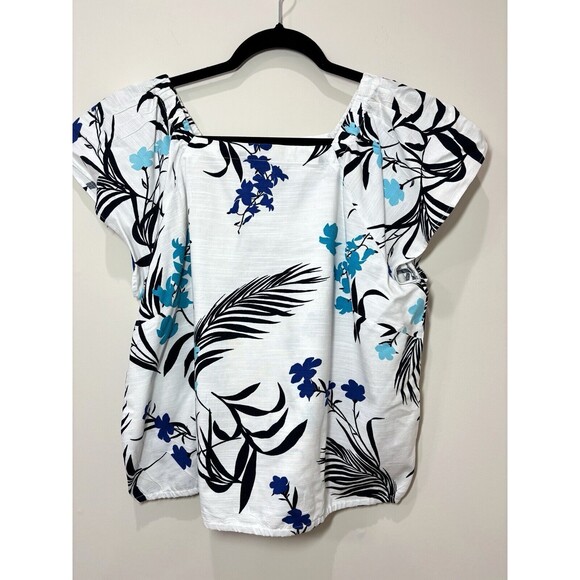 Liz Claiborne Top & Skirt 2-piece Set White Blue Floral Short Sleeve Hawaiian - Picture 2 of 10